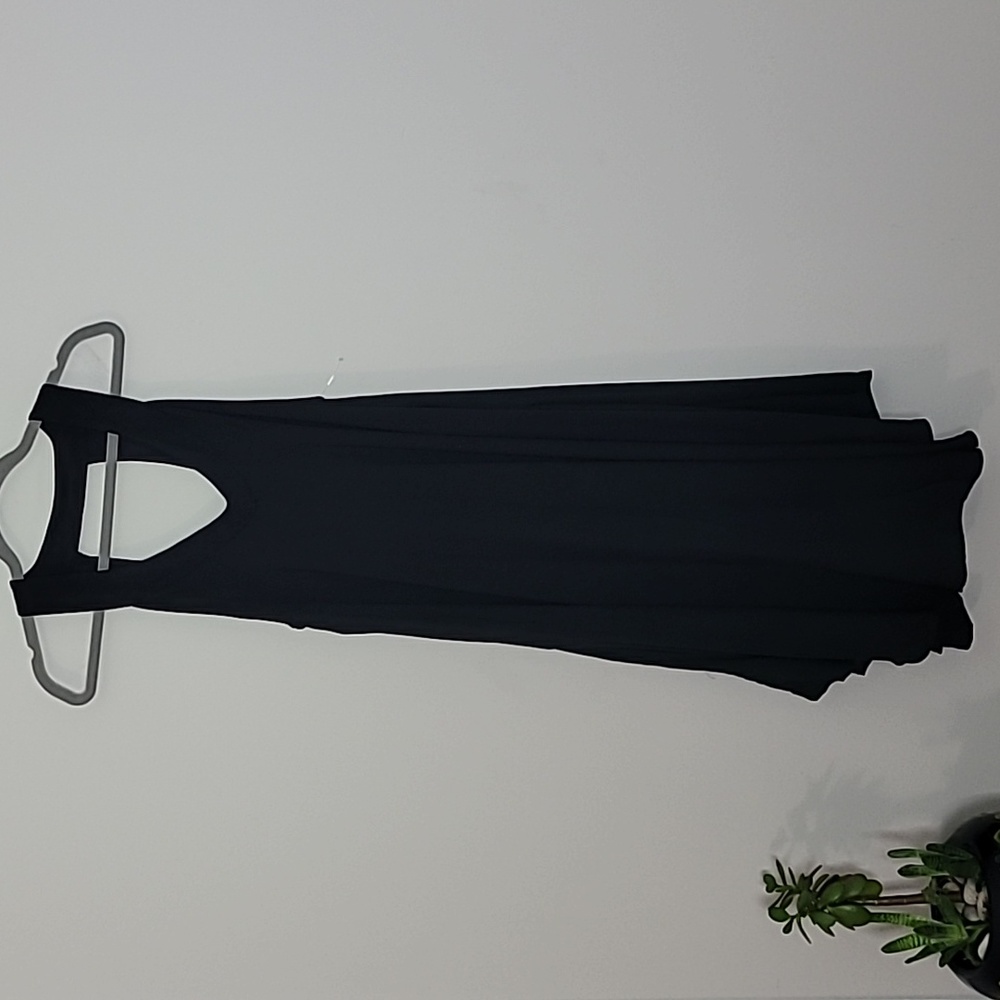 Roxberi Elle sleeveless swing dress Sz M Black New